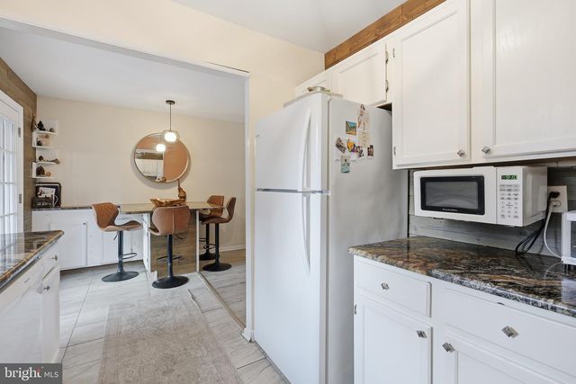 161 VALLEY CIR, Newark, DE 19711