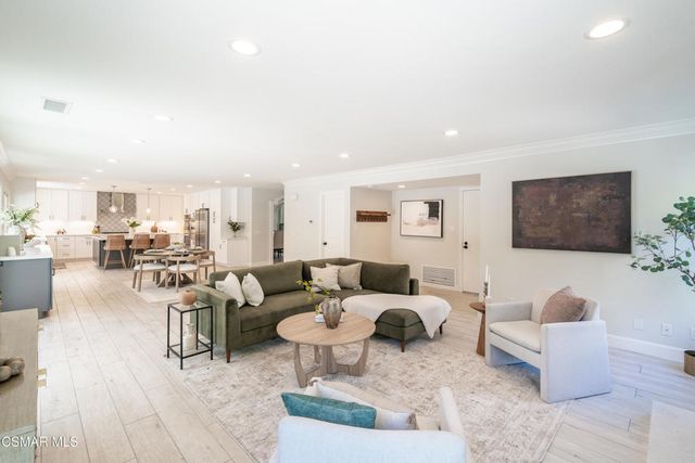1312 Dubonnet Court, Oak Park, CA 91377