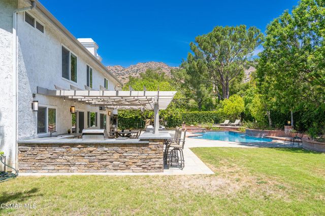 1312 Dubonnet Court, Oak Park, CA 91377