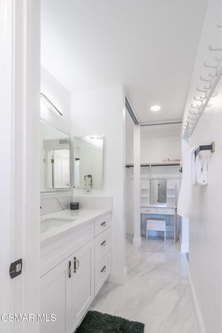 1312 Dubonnet Court, Oak Park, CA 91377