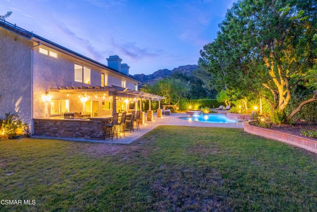 1312 Dubonnet Court, Oak Park, CA 91377
