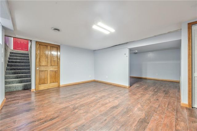 1627 E Glenn Drive, Lawrence, KS 66044
