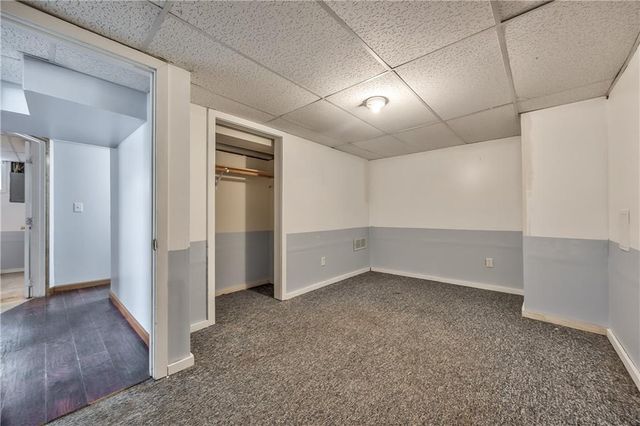 1627 E Glenn Drive, Lawrence, KS 66044