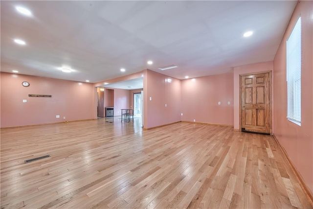 1627 E Glenn Drive, Lawrence, KS 66044