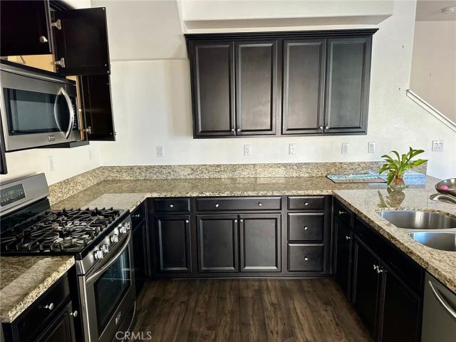 422 W Route 66 87, Glendora, CA 91740