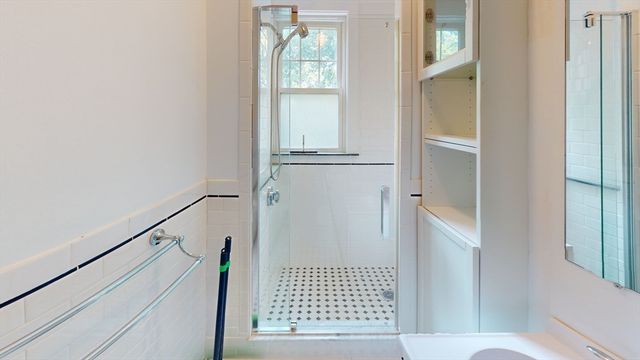 22 Alton 2, Brookline, MA 02446