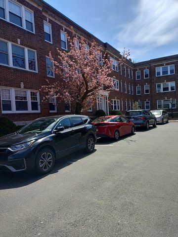 22 Alton 2, Brookline, MA 02446