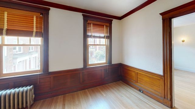 22 Alton 2, Brookline, MA 02446