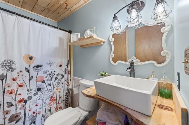 14 Webster Court, Campton, NH 03223