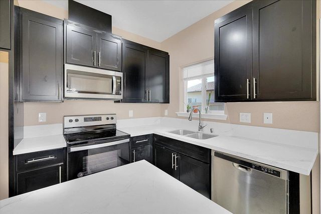 4581 Meadow Way, Olivehurst, CA 95961