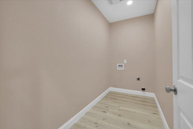 4581 Meadow Way, Olivehurst, CA 95961