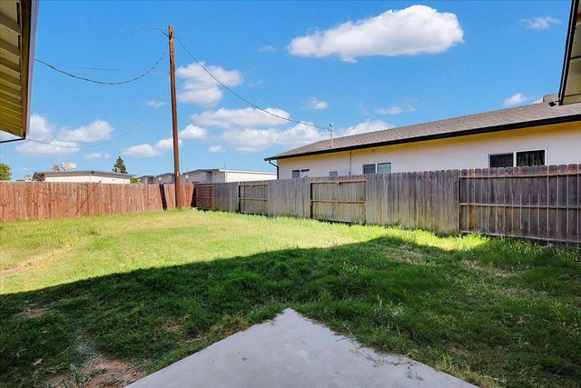 4581 Meadow Way, Olivehurst, CA 95961