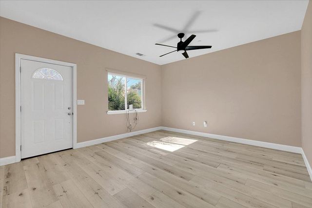 4581 Meadow Way, Olivehurst, CA 95961