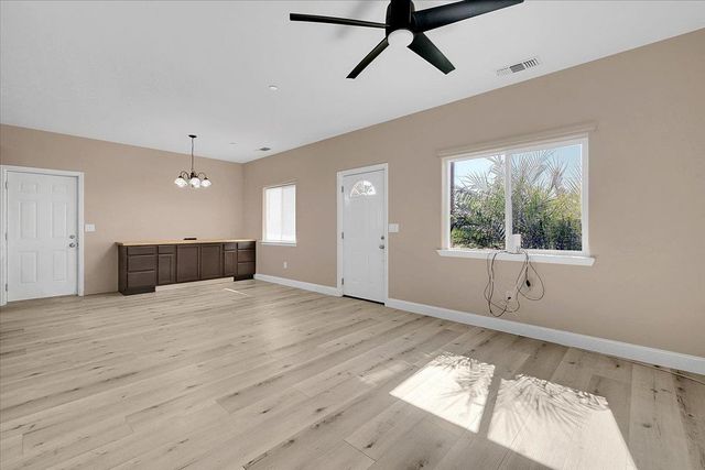4581 Meadow Way, Olivehurst, CA 95961