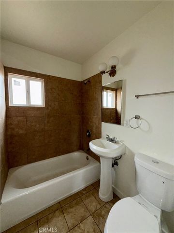 4949 E San Carlos, Rancho Dominguez, CA 90221