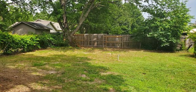 203 Altman Drive, Mountain View, AR 72560