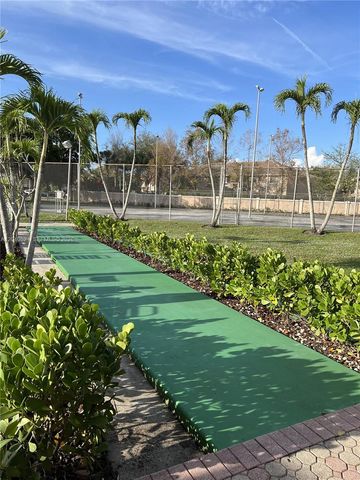 2541 Aragon Blvd 305, Sunrise, FL 33322