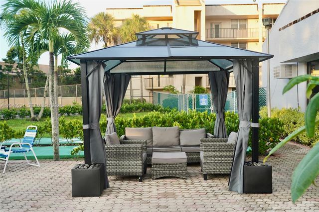 2541 Aragon Blvd 305, Sunrise, FL 33322