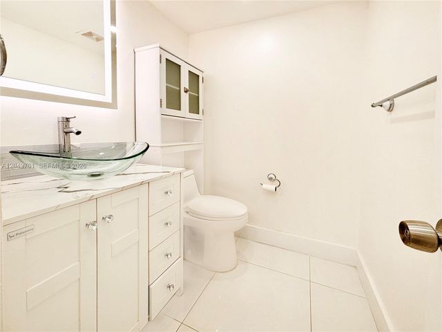 13350 SW 1st St 112P, Pembroke Pines, FL 33027