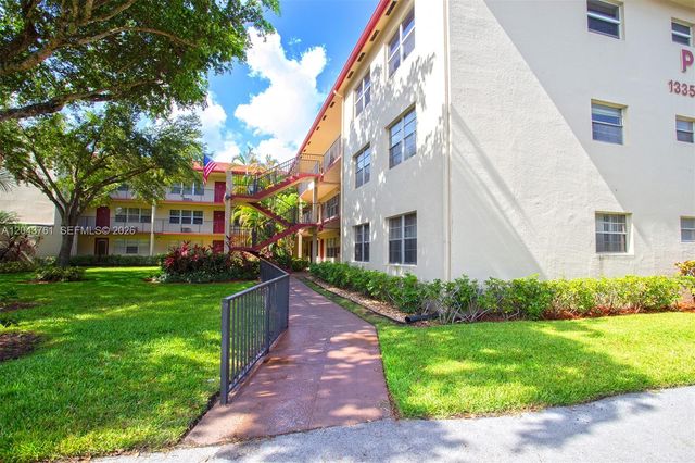 13350 SW 1st St 112P, Pembroke Pines, FL 33027