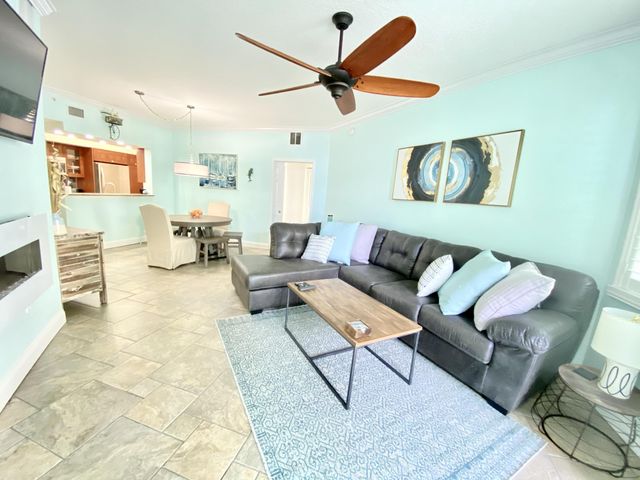 215 NW Flagler 202, Stuart, FL 34994