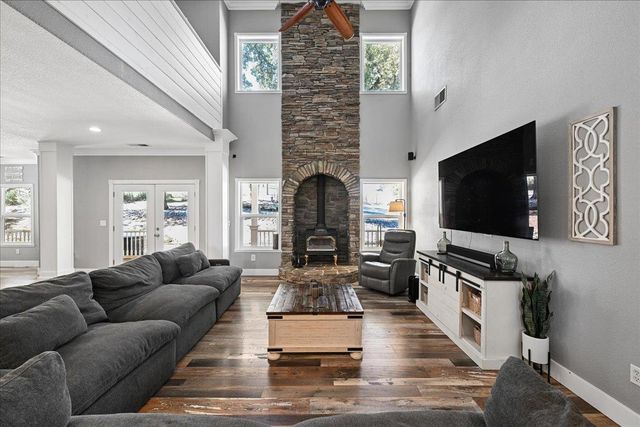 8395 Mccourtney Rd, Lincoln, CA 95648