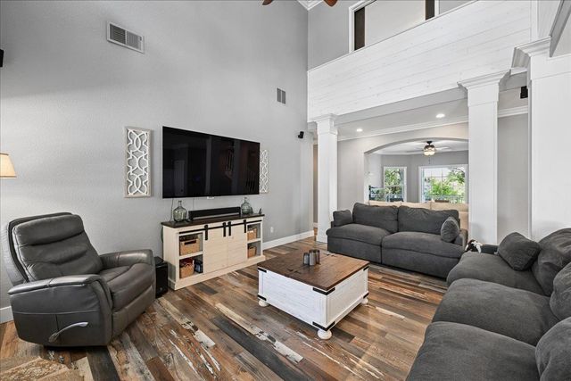 8395 Mccourtney Rd, Lincoln, CA 95648