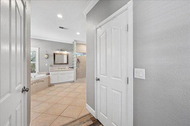 8395 Mccourtney Rd, Lincoln, CA 95648
