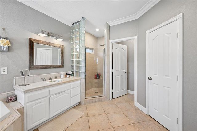 8395 Mccourtney Rd, Lincoln, CA 95648