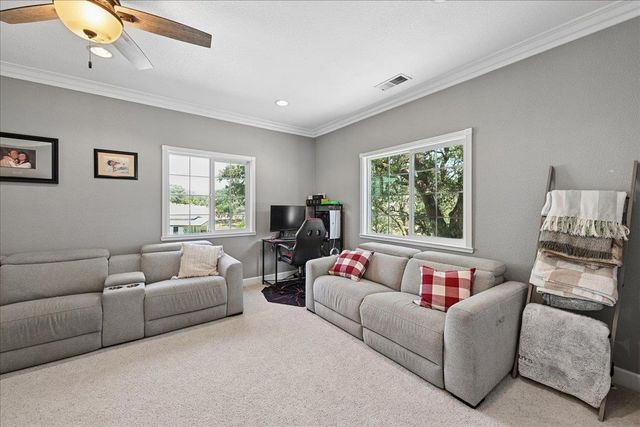 8395 Mccourtney Rd, Lincoln, CA 95648