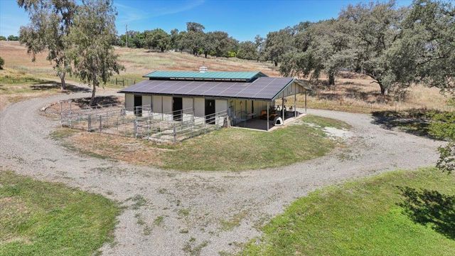 8395 Mccourtney Rd, Lincoln, CA 95648
