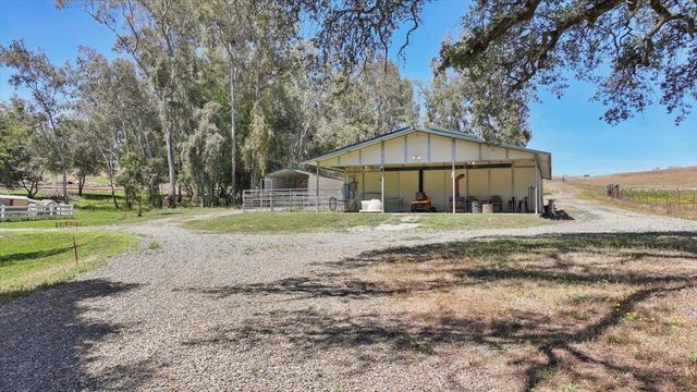 8395 Mccourtney Rd, Lincoln, CA 95648