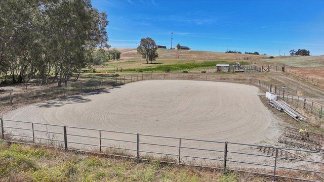 8395 Mccourtney Rd, Lincoln, CA 95648