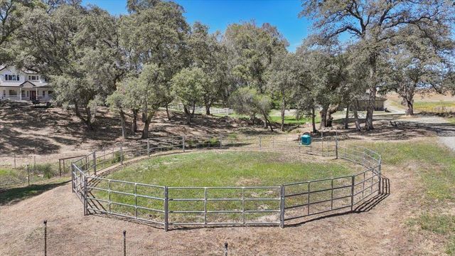 8395 Mccourtney Rd, Lincoln, CA 95648