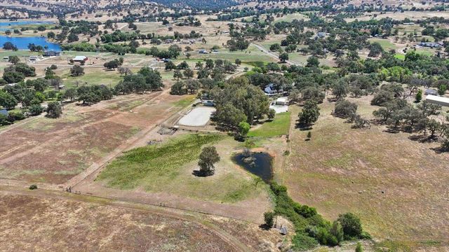 8395 Mccourtney Rd, Lincoln, CA 95648