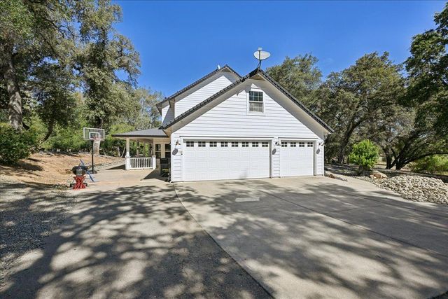 8395 Mccourtney Rd, Lincoln, CA 95648