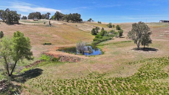 8395 Mccourtney Rd, Lincoln, CA 95648