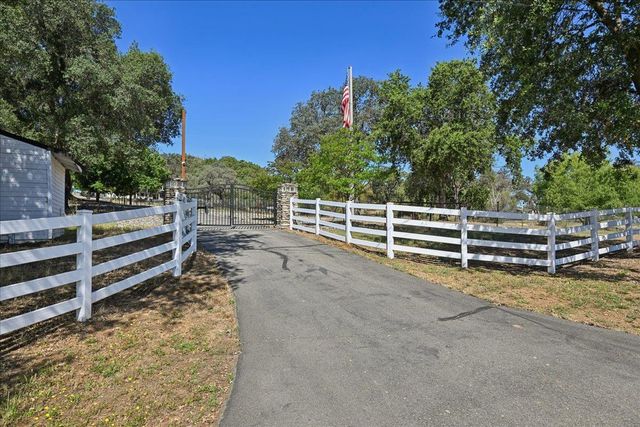 8395 Mccourtney Rd, Lincoln, CA 95648
