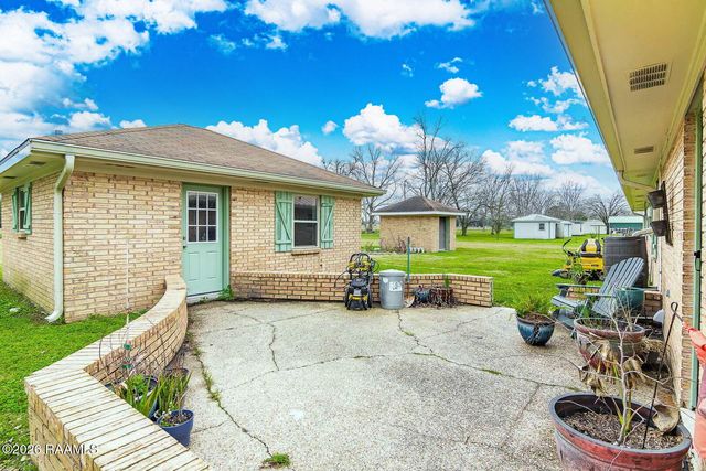 1055 Eddie Ray Road, Breaux Bridge, LA 70517