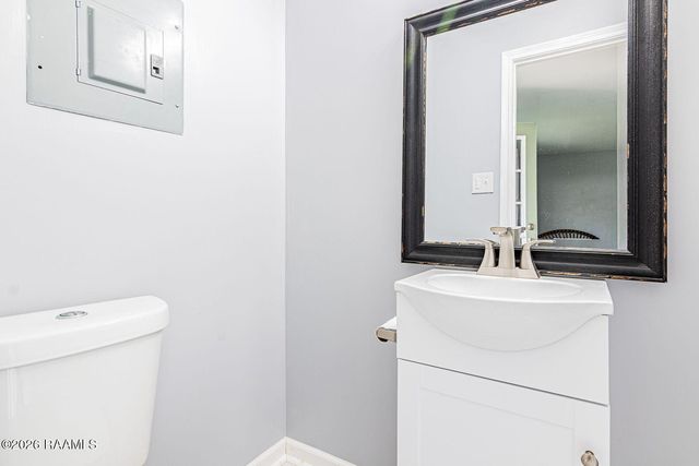 1055 Eddie Ray Road, Breaux Bridge, LA 70517