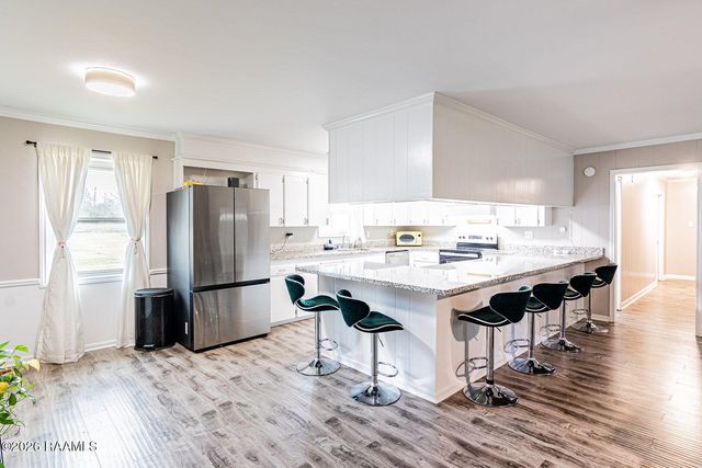 1055 Eddie Ray Road, Breaux Bridge, LA 70517