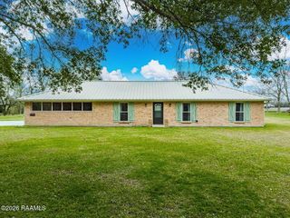 1055 Eddie Ray Road, Breaux Bridge, LA 70517