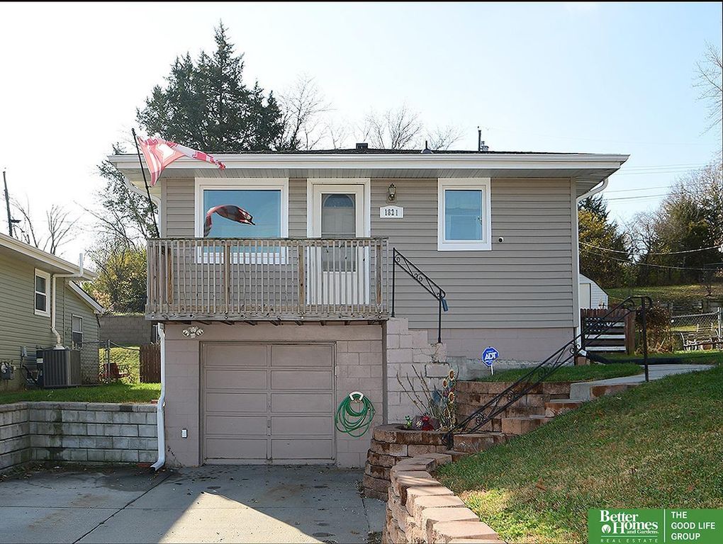 1821 Avenue B, Plattsmouth, NE 68048