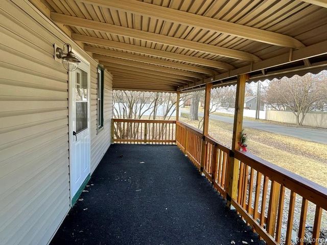 29559 Norfolk Street, Livonia, MI 48152