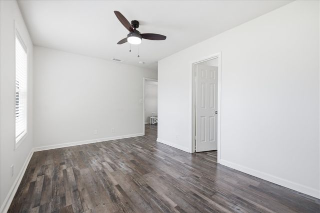 570 Kathryn Ct, Clarksville, TN 37042
