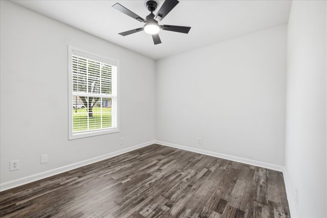 570 Kathryn Ct, Clarksville, TN 37042