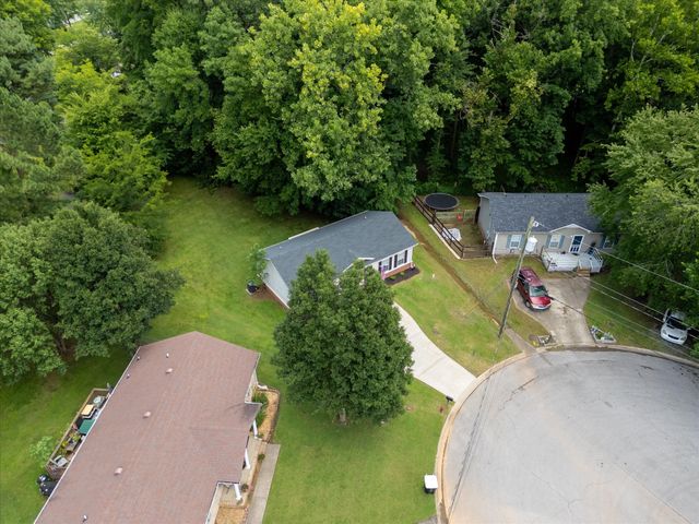 570 Kathryn Ct, Clarksville, TN 37042