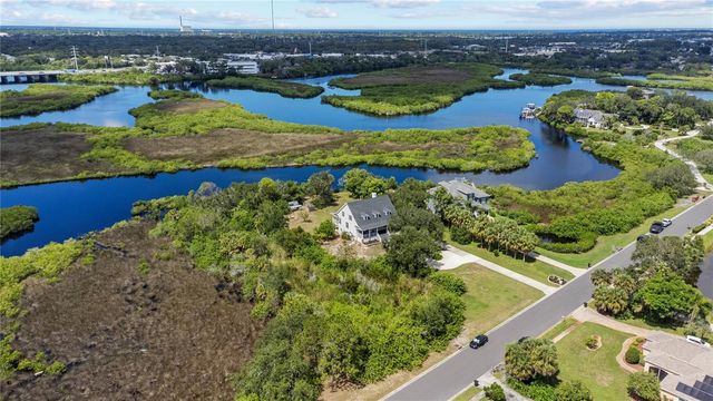 1456 N JASMINE AVENUE, Tarpon Springs, FL 34689