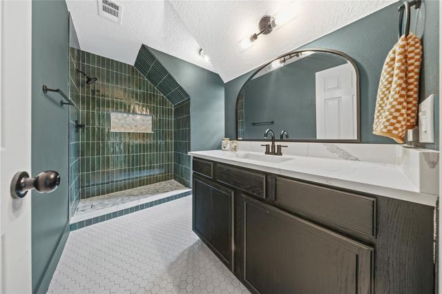 1456 N JASMINE AVENUE, Tarpon Springs, FL 34689