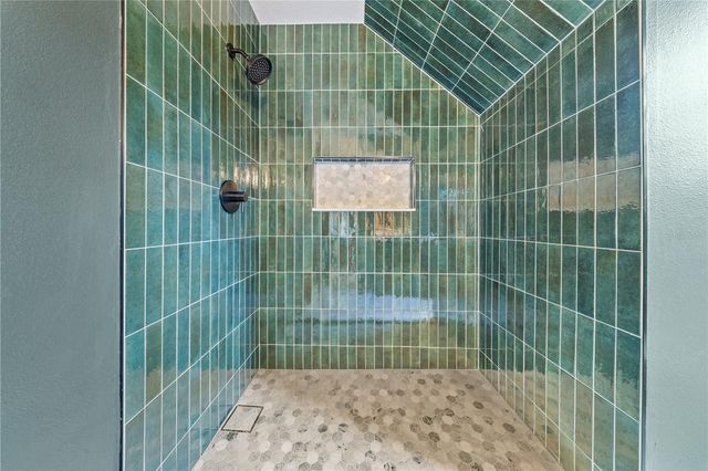 1456 N JASMINE AVENUE, Tarpon Springs, FL 34689